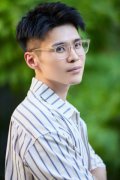 宋熹初秋美图释出 造型清爽尽显明朗格调