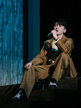 《披荆斩棘2》三公夺火战 苏有朋动情演绎《袖手旁观》成功获胜