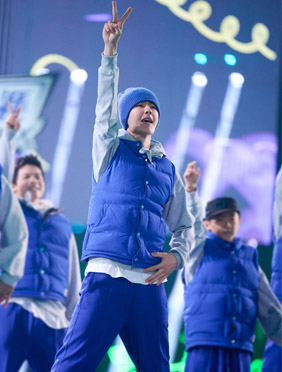 《这！就是街舞》第五季总决赛“青春之战”落幕：国际青年联队首发，第六季