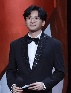 苏有朋金鸡奖再执话筒 展