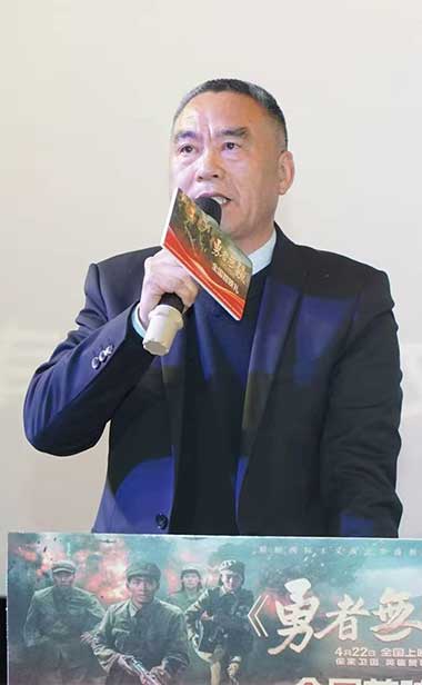 冰窟下的生命接力！电影