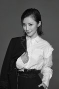 瑛子黑白写真曝光  复古迷人质感十足