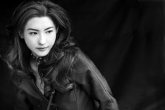 张柏芝最新时尚大片出炉 治愈系笑容温暖迷人