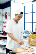 《中餐厅》白举纲“土味情话”甜出新高度 淇白姐弟实力圈粉