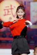《快乐大本营》王丽坤秒变诗人  爆笑演绎“比武招亲”