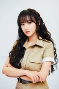 程潇再登《快乐大本营》 可爱帅气切换自如被赞“漫撕女”