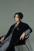 施诗质感写真曝光 知性优雅时髦满分