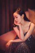 宋轶星空长裙现身盛典 助力文影联动