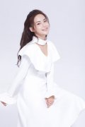 《梦回大清》阵容官宣 孙安可一袭红衣清丽动人
