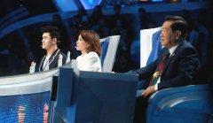 《挑战不可能之加油中国》40秒闪电运算100笔4位数 强视觉干扰引发全场震惊