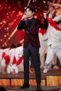朱一龙登央视五四晚会 纪念五四百年唱响英雄赞歌