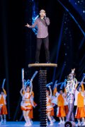 歌手平安登央视《天下有情人》 献唱《我们都是追梦人》贺七夕