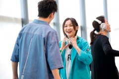 《花样新世界》倪萍范明爆笑方言传声 张晨光黄子弘凡即兴小品演不停