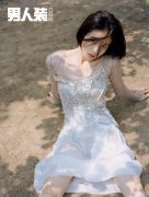 孙思伟亮相中国国际时装周 气质清俊诠释复古魅力