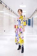 Ella 亮相《嗨唱转转转》收官夜 新年首唱引爆合作舞台