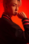 管栎单曲《OVER》MV上线 复古热舞令人称绝