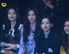 《妈妈，你真好看》大秀两班PK 刘雯胡兵选妈出战斗智斗勇