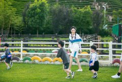 《不要小看我》亲子日看家庭互动模式 双向流动的爱温暖荧屏