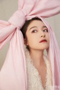 李兰迪杂志大片释出 演绎甜酷可爱超强时