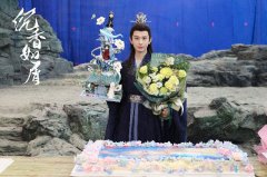 成毅《沉香如屑》圆满杀青  造型多变仙侠氛围感满分