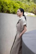 秦海璐出席活动 诠释里维
